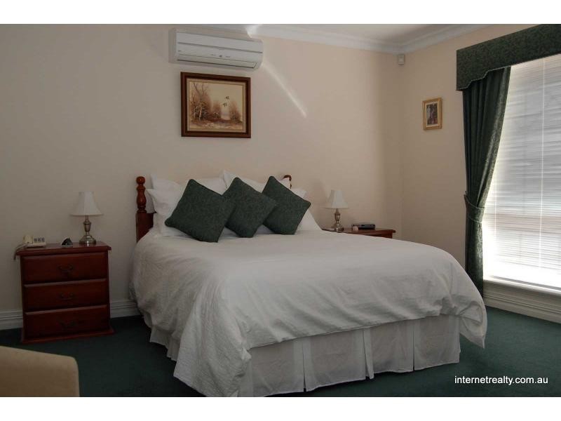 3 Celtis Court, Woodvale WA 6026