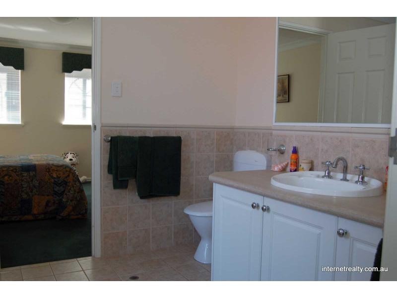 3 Celtis Court, Woodvale WA 6026