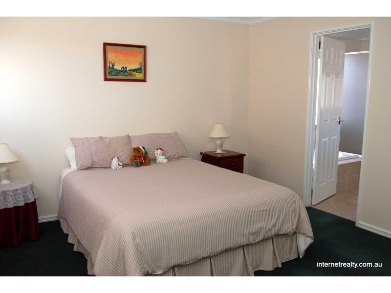 3 Celtis Court, Woodvale WA 6026