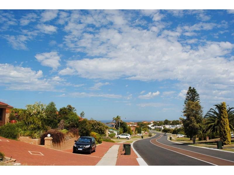 41 Marina Boulevard, Ocean Reef WA 6027