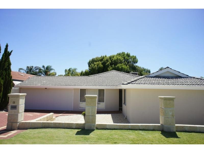 11 Brillee Street, Carine WA 6020