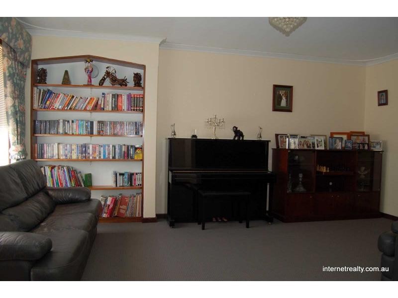 11 Brillee Street, Carine WA 6020