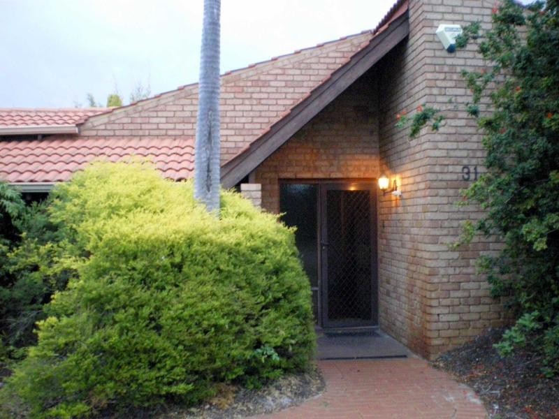 31 Westmorland Drive, Leeming WA 6149