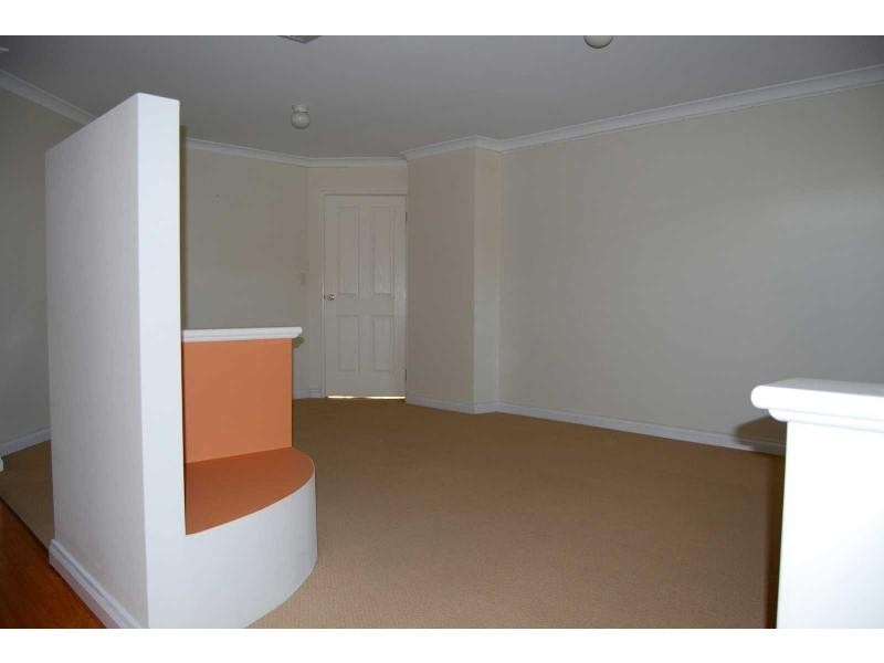 33 Brunswick Bend, Jane Brook WA 6056