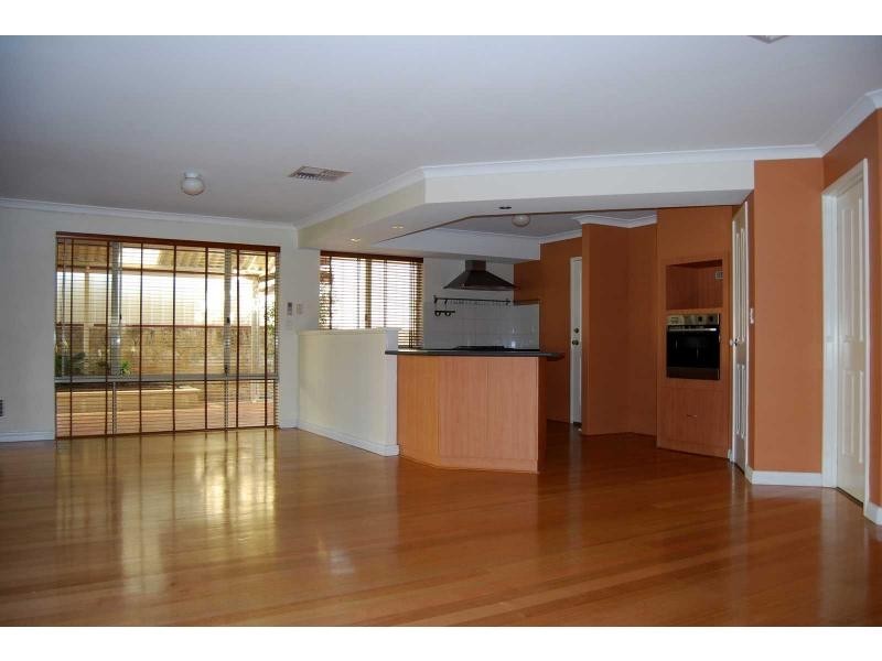 33 Brunswick Bend, Jane Brook WA 6056