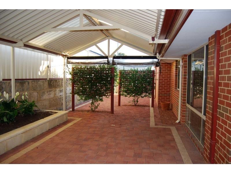 33 Brunswick Bend, Jane Brook WA 6056