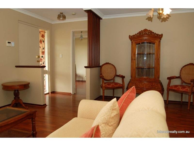 11 Blackwattle Parade, Padbury WA 6025