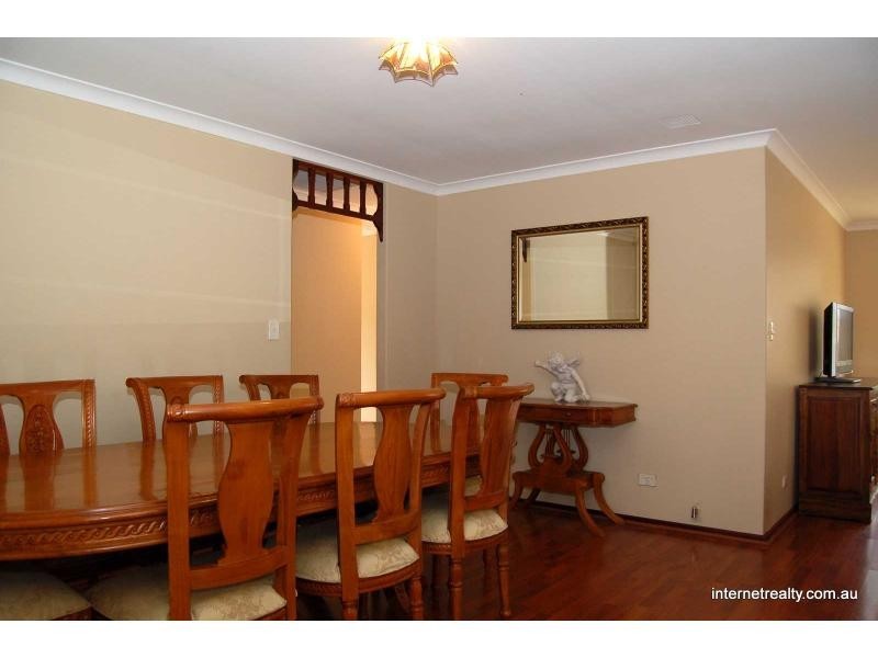 11 Blackwattle Parade, Padbury WA 6025