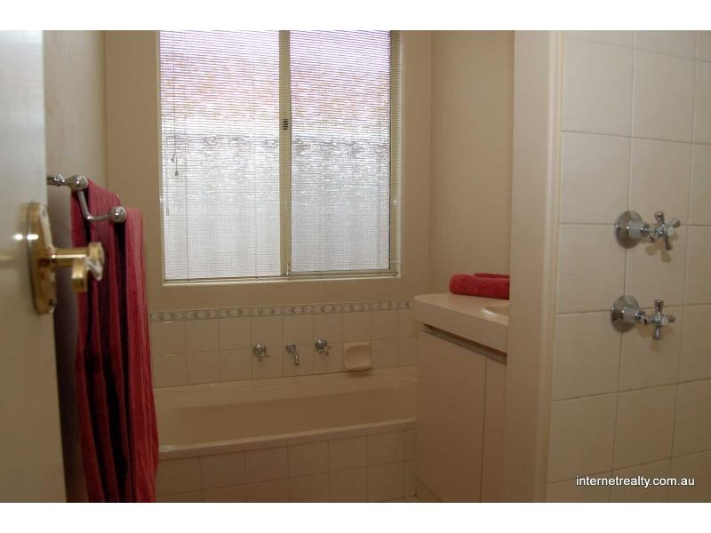 11 Blackwattle Parade, Padbury WA 6025