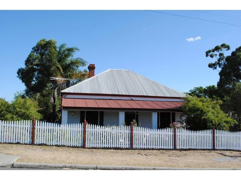 43 Anzac Terrace, Bassendean WA 6054