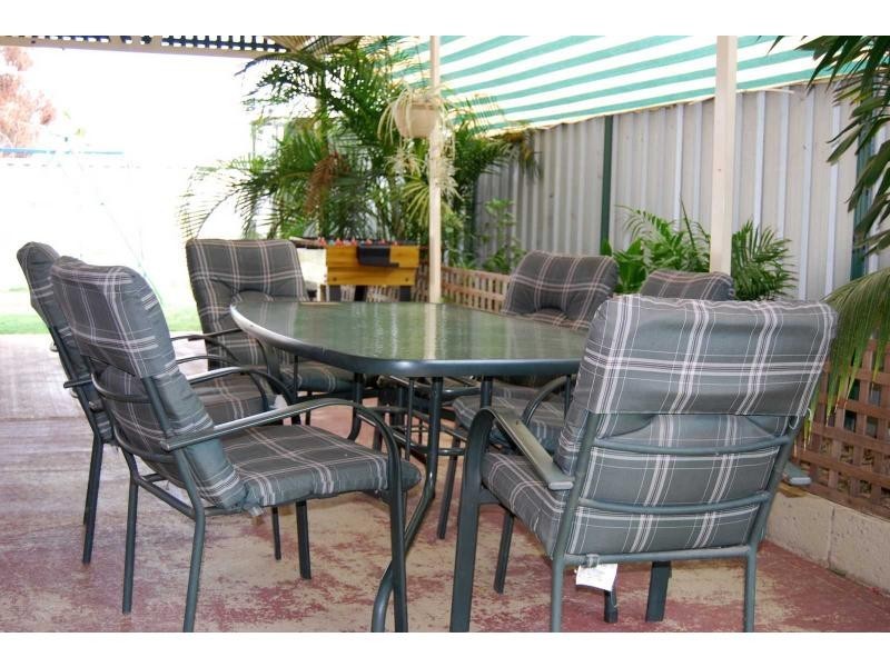 16 McLean Road, Canning Vale WA 6155