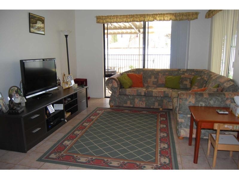 16 McLean Road, Canning Vale WA 6155