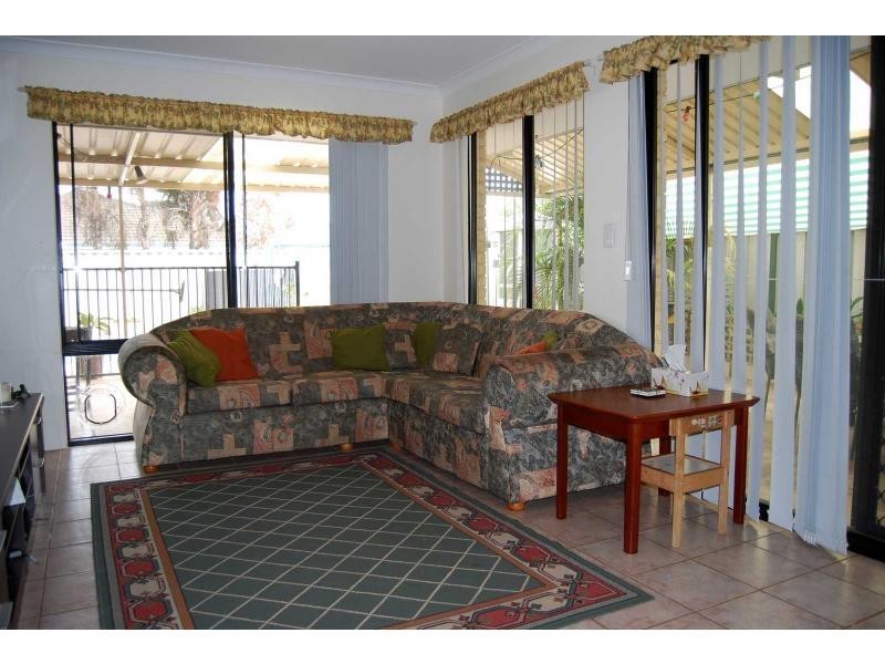 16 McLean Road, Canning Vale WA 6155