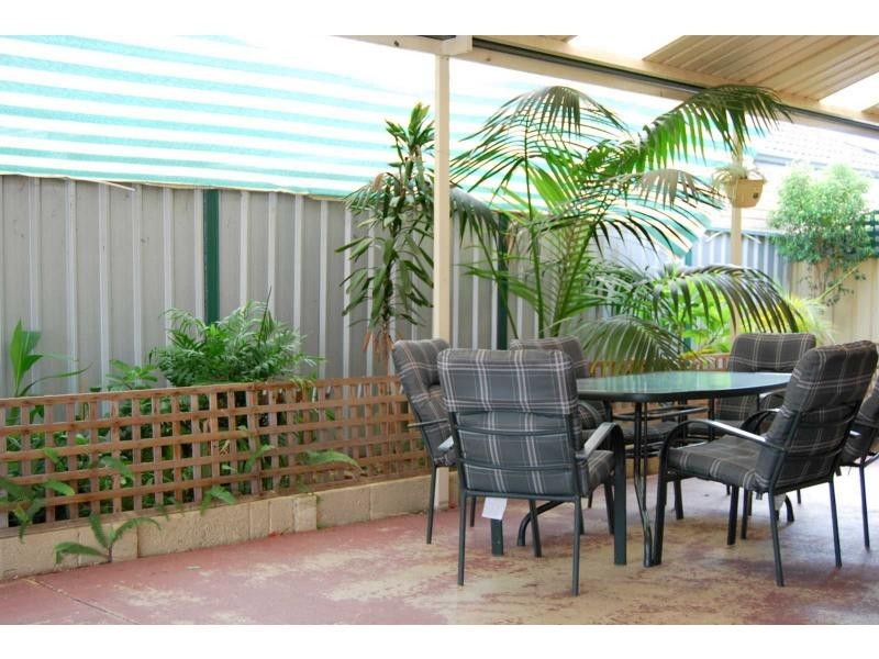 16 McLean Road, Canning Vale WA 6155