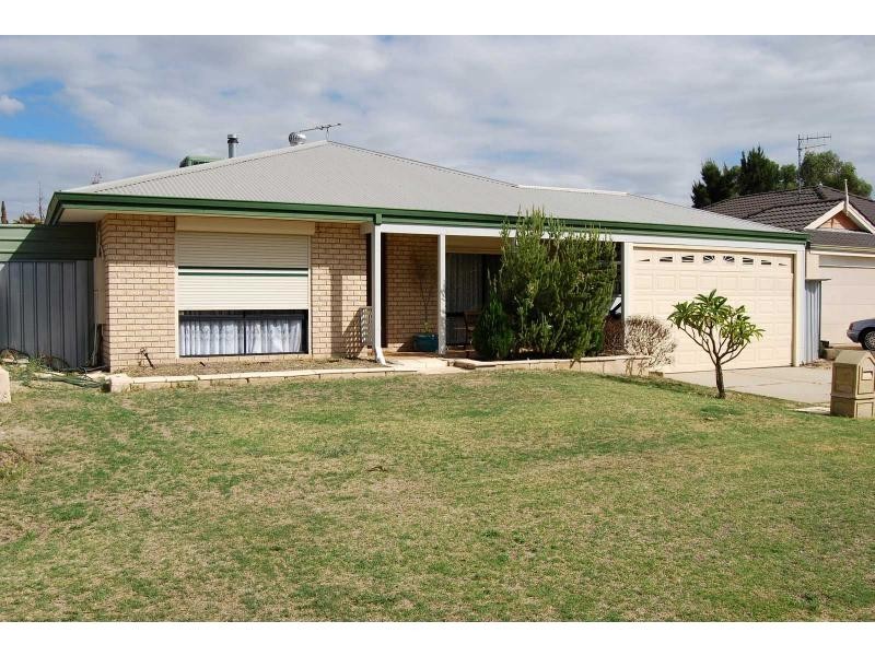 16 McLean Road, Canning Vale WA 6155