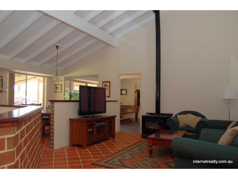 19 Clubhouse Lane, Gnangara WA 6077