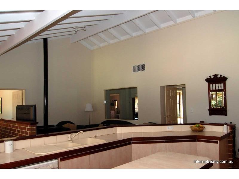 19 Clubhouse Lane, Gnangara WA 6077