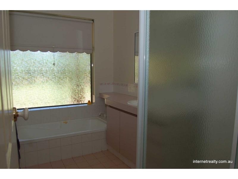 19 Clubhouse Lane, Gnangara WA 6077