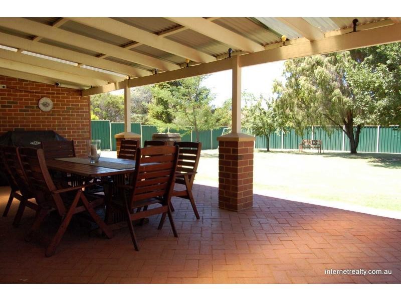 19 Clubhouse Lane, Gnangara WA 6077