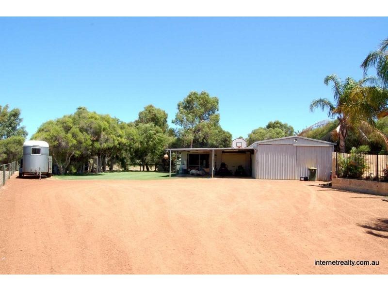 19 Clubhouse Lane, Gnangara WA 6077