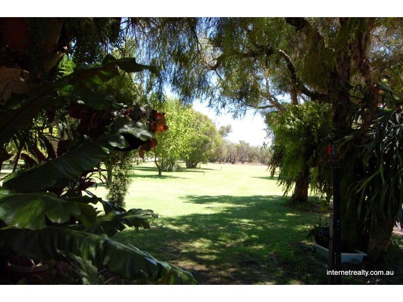 19 Clubhouse Lane, Gnangara WA 6077