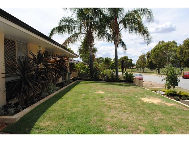39 Maguire Avenue, Beechboro WA 6063