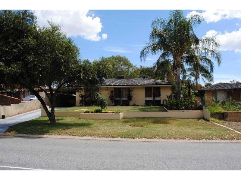 39 Maguire Avenue, Beechboro WA 6063