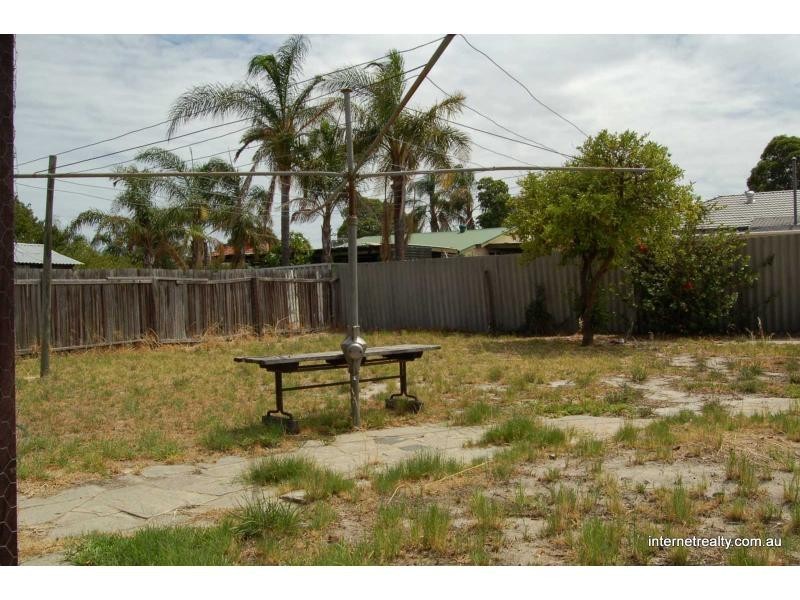 41 CURLINGTON Crescent, Balga WA 6061