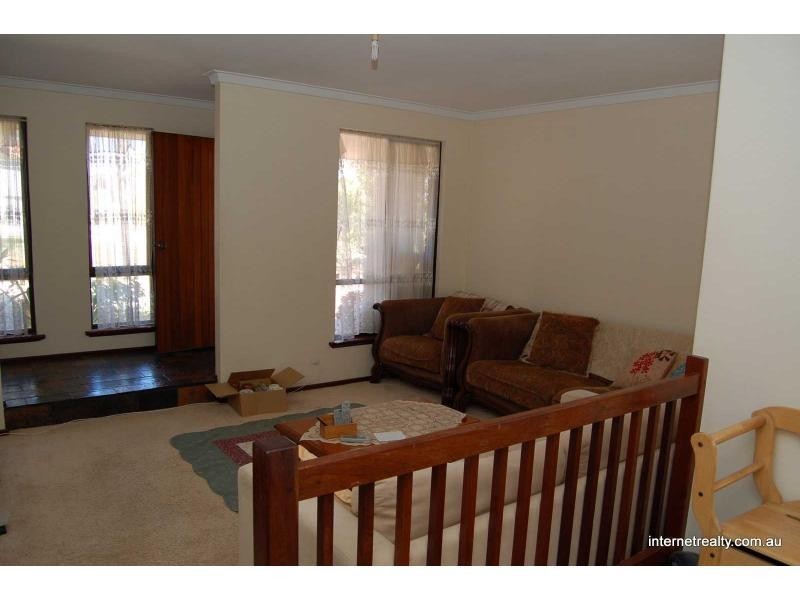 5 Newington Place, Kingsley WA 6026