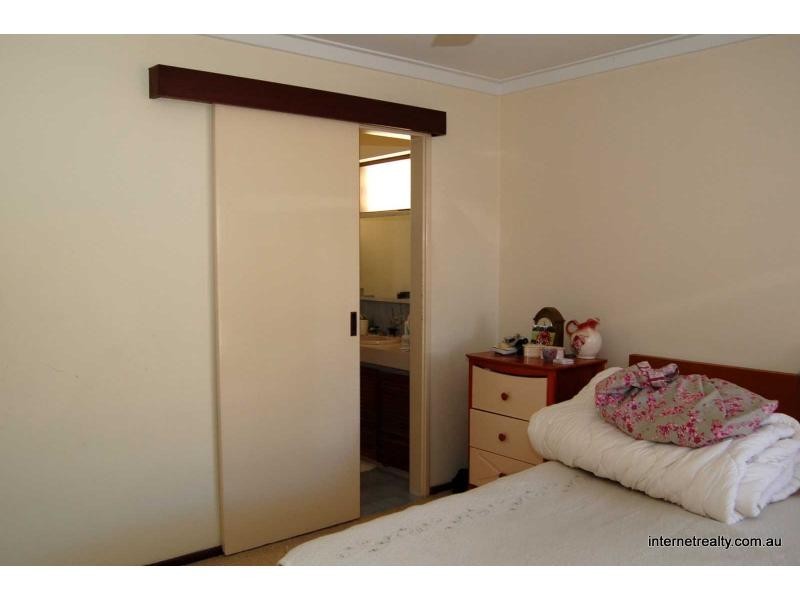 5 Newington Place, Kingsley WA 6026