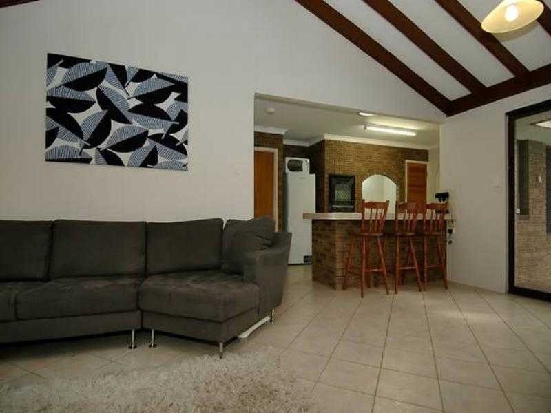 22 Tandina Way, Kingsley WA 6026