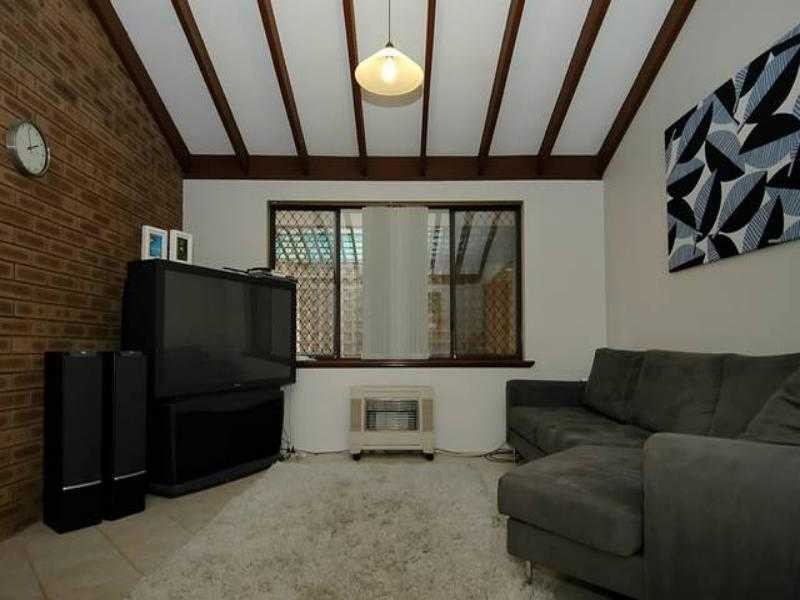 22 Tandina Way, Kingsley WA 6026