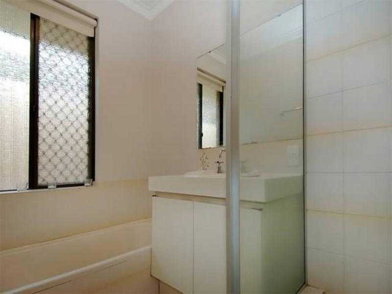 22 Tandina Way, Kingsley WA 6026