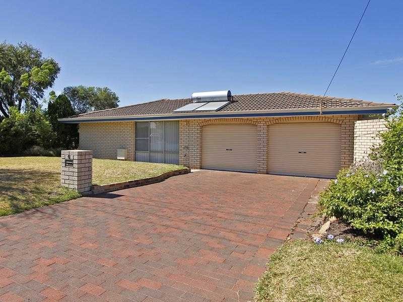 4 Bunthorne Court, Duncraig WA 6023