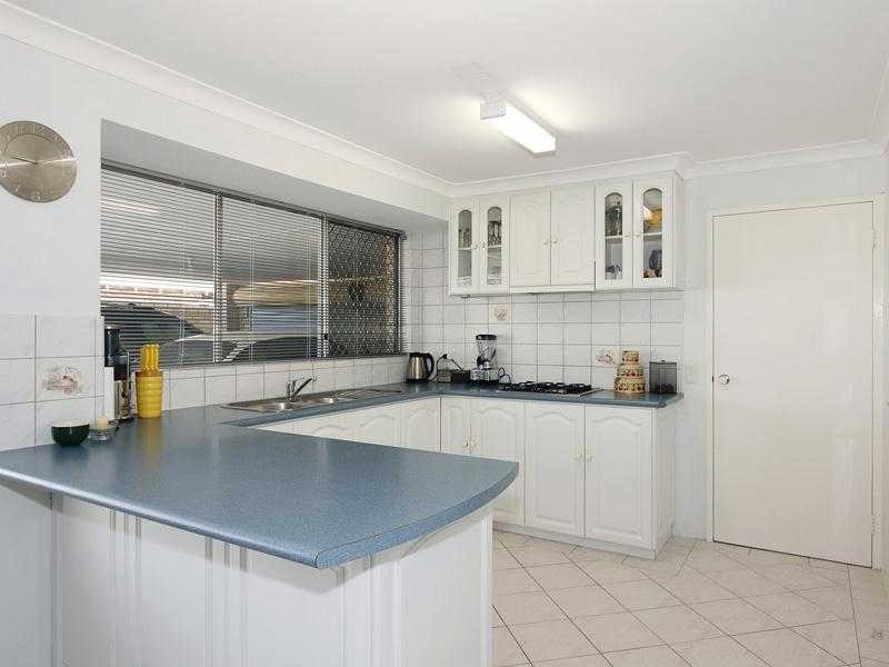 4 Bunthorne Court, Duncraig WA 6023