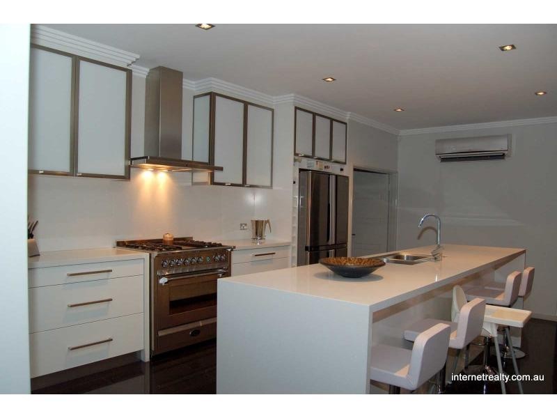 65 Rayner Drive, Landsdale WA 6065