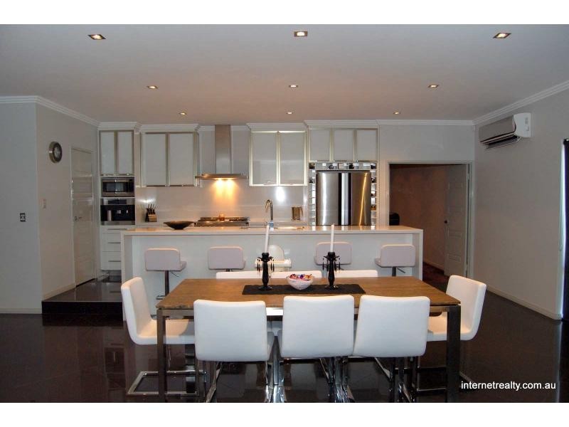 65 Rayner Drive, Landsdale WA 6065