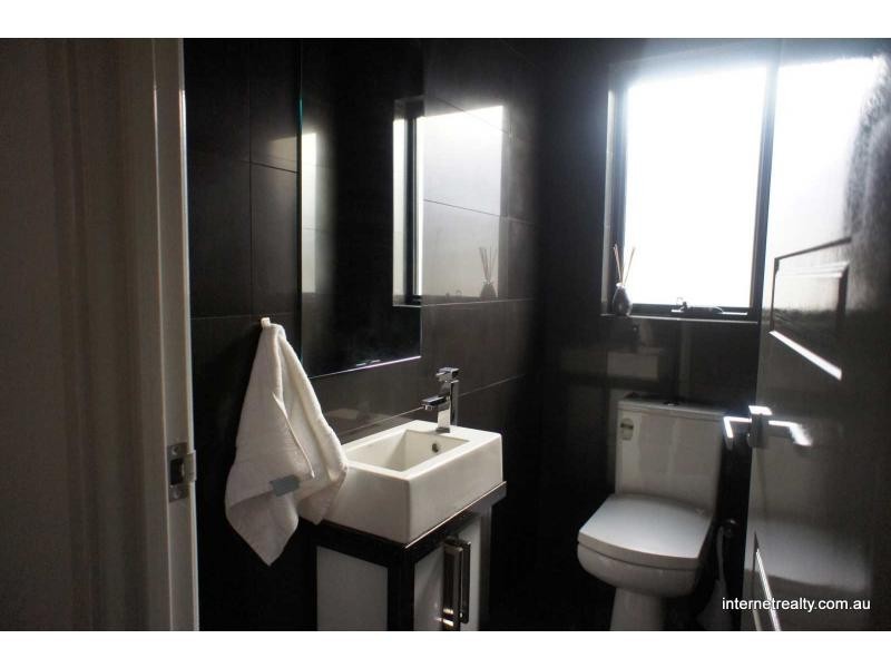 65 Rayner Drive, Landsdale WA 6065