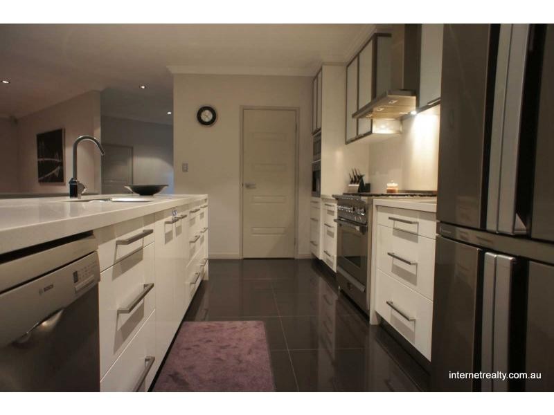 65 Rayner Drive, Landsdale WA 6065