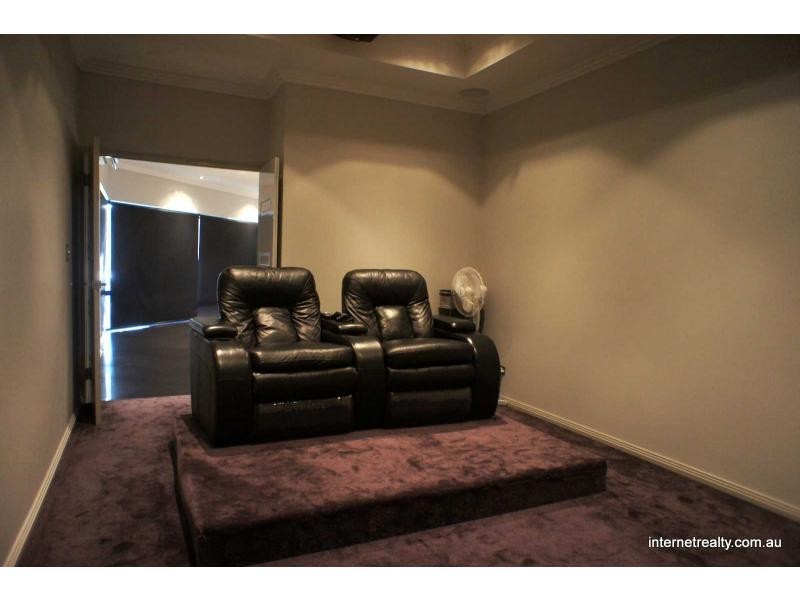 65 Rayner Drive, Landsdale WA 6065