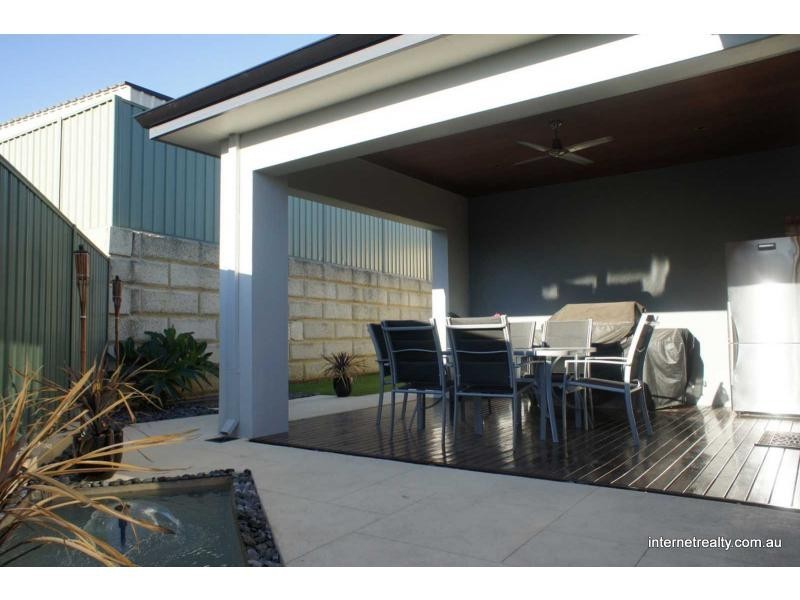 65 Rayner Drive, Landsdale WA 6065