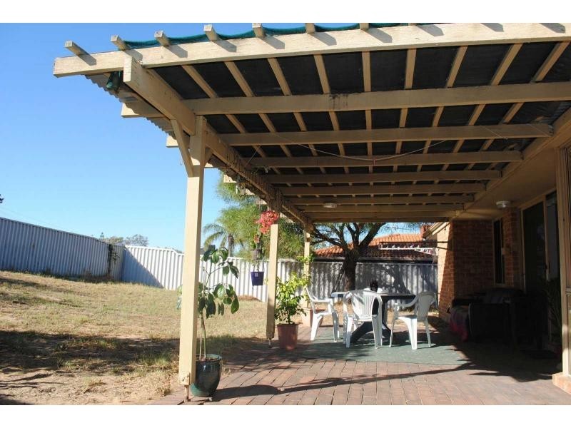 27 Craigie Drive, Beldon WA 6027