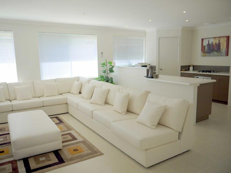 9 Cortona Grove, Sinagra WA 6065