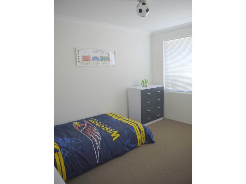 9 Cortona Grove, Sinagra WA 6065