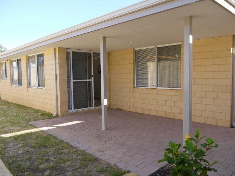 9 Cortona Grove, Sinagra WA 6065