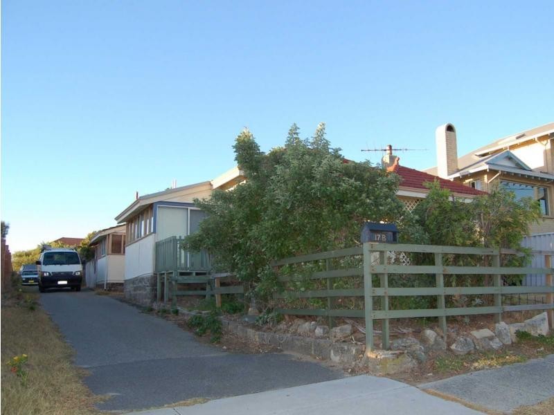 17 Beach Road, Marmion WA 6020
