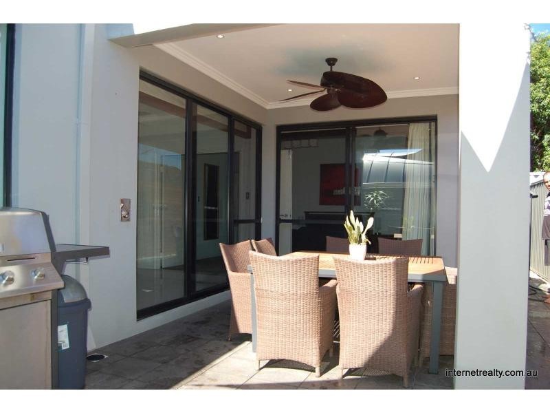 8 B FINN Way, Tuart Hill WA 6060