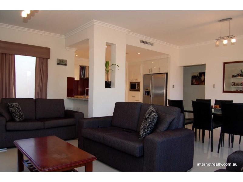 8 B FINN Way, Tuart Hill WA 6060