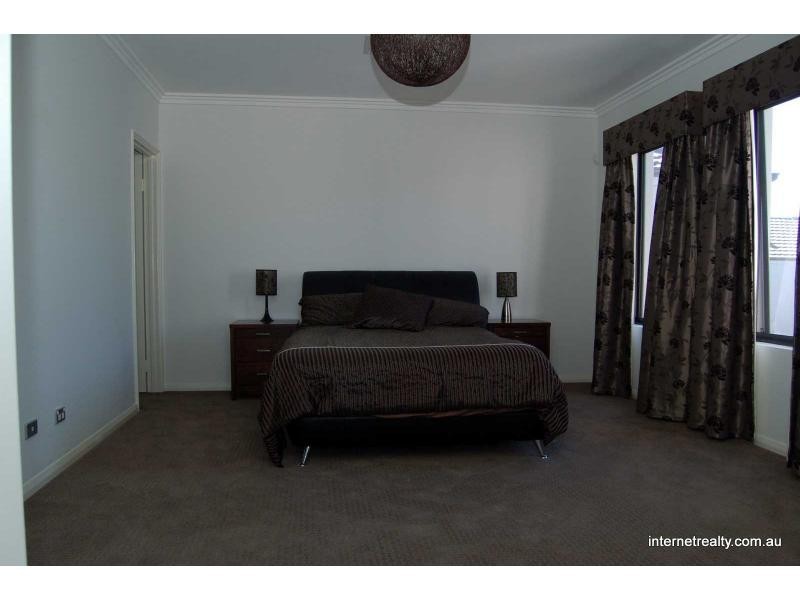 8 B FINN Way, Tuart Hill WA 6060