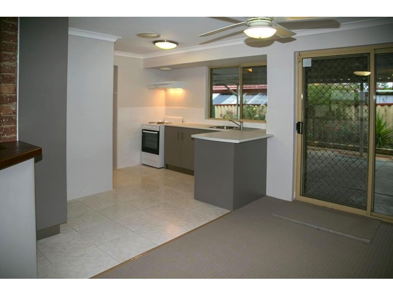 2 Gecko Road, Brookdale WA 6112